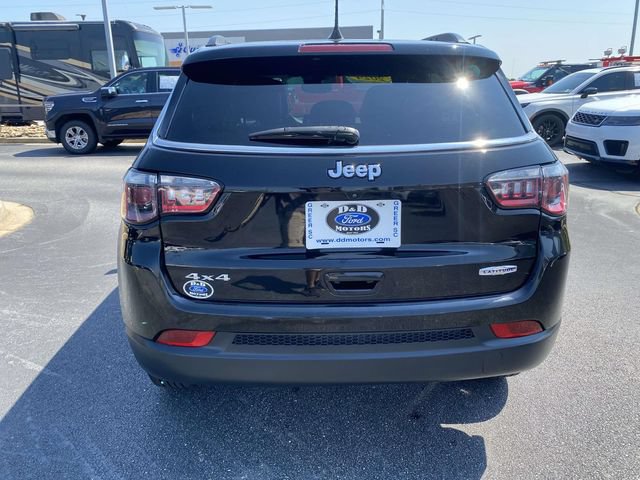 Used 2024 Jeep Compass Latitude AWD/4WD image 6