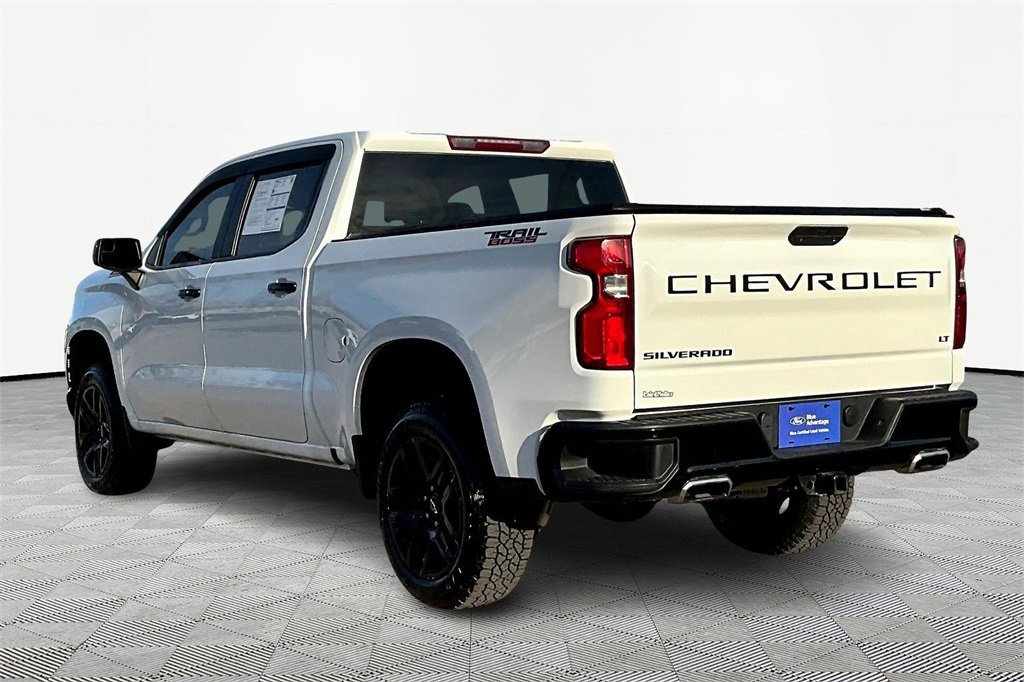 Used 2022 Chevrolet Silverado 1500 LT Trail Boss w/ Bed Protection Package image 2