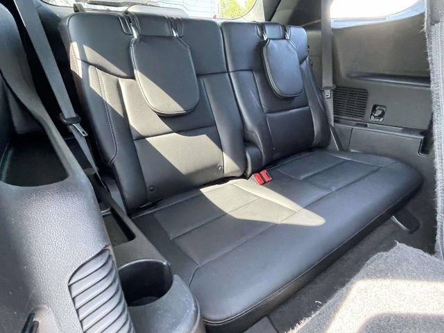 Certified 2020 Ford Explorer XLT w/ Equipment Group 202A AWD/4WD image 28