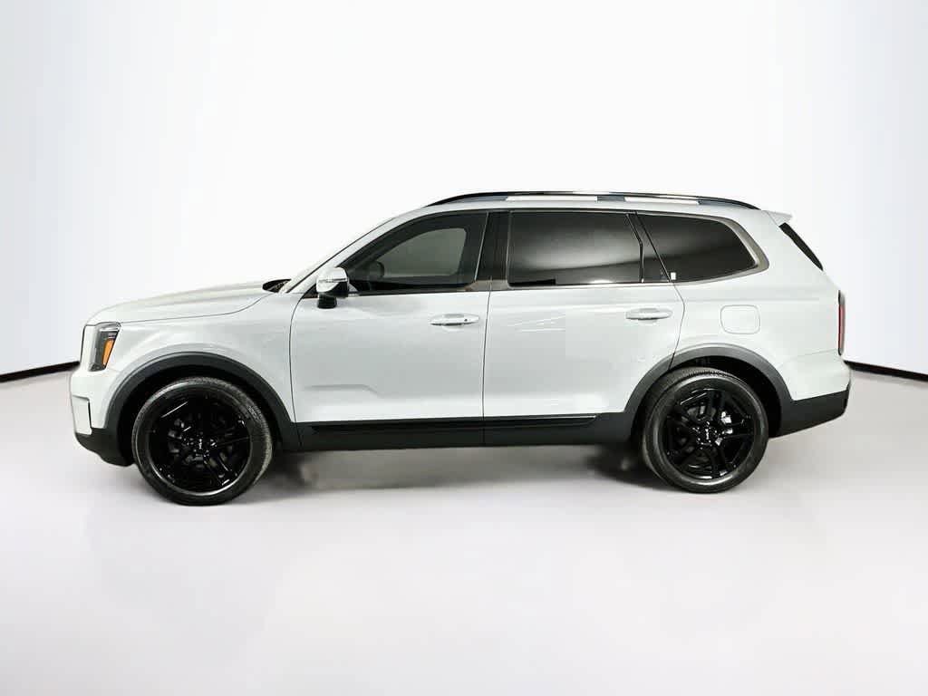 Used 2024 Kia Telluride EX X-Line AWD/4WD image 3