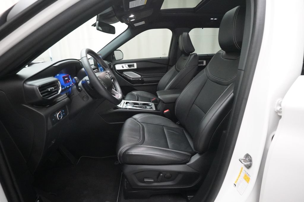 Certified 2023 Ford Explorer ST w/ Equipment Group 401A AWD/4WD image 7