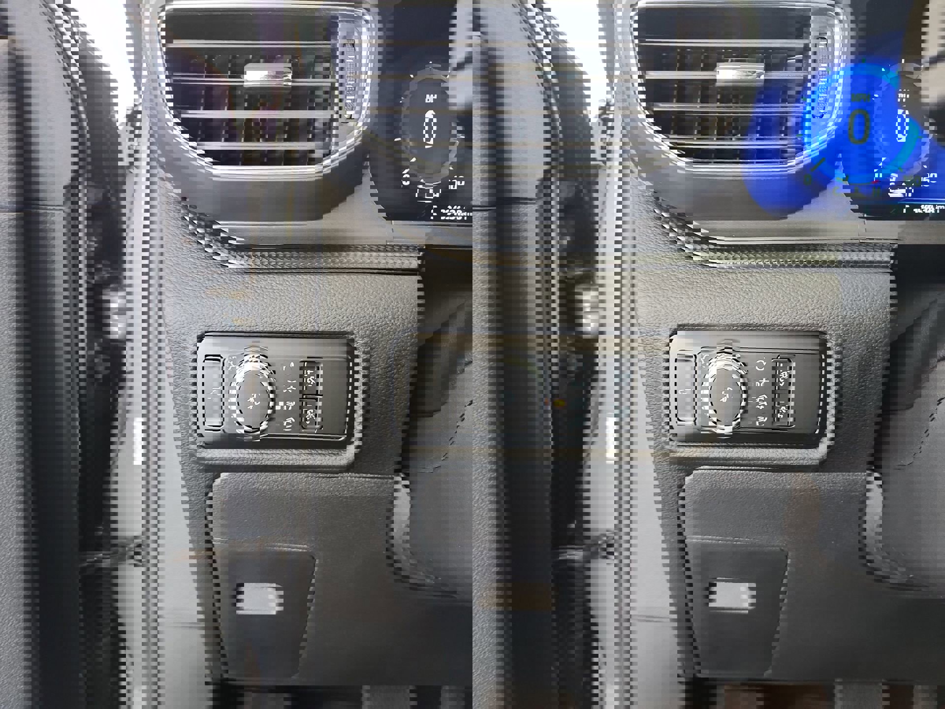 Certified 2023 Ford Explorer ST w/ Equipment Group 401A image 12