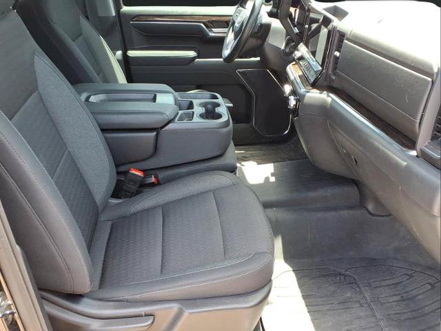 Used 2023 GMC Sierra 1500 Elevation w/ X31 Off-Road Package AWD/4WD image 17