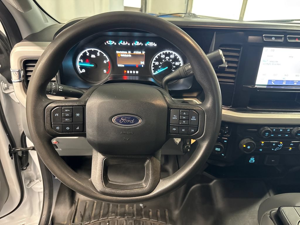 Certified 2023 Ford F550 4x4 Regular Cab Super Duty image 13