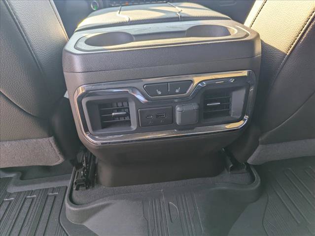 Used 2023 GMC Sierra 2500 Denali w/ Denali Ultimate Package AWD/4WD image 18