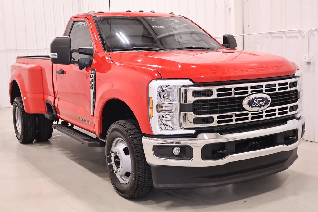 Certified 2026 Ford F350 XLT w/ 360-Degree Camera Package AWD/4WD image 4