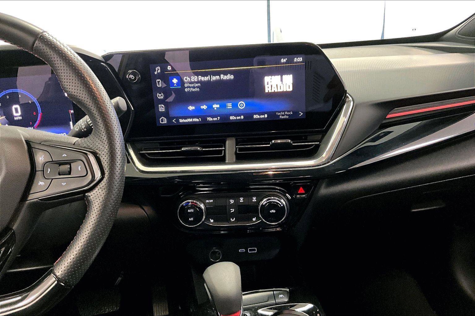 Used 2024 Chevrolet Trax RS w/ Driver Confidence Package image 6