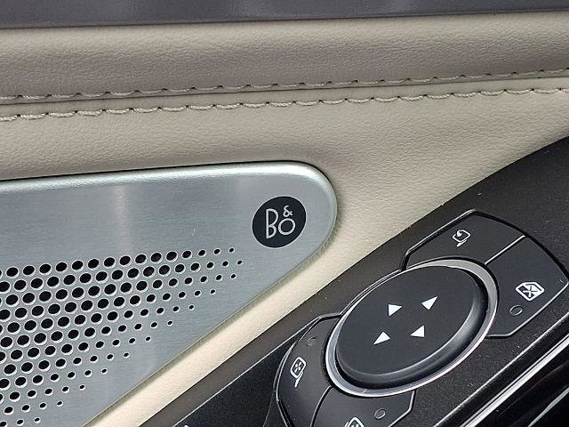 Certified 2022 Ford Explorer Platinum w/ Equipment Group 601A image 29