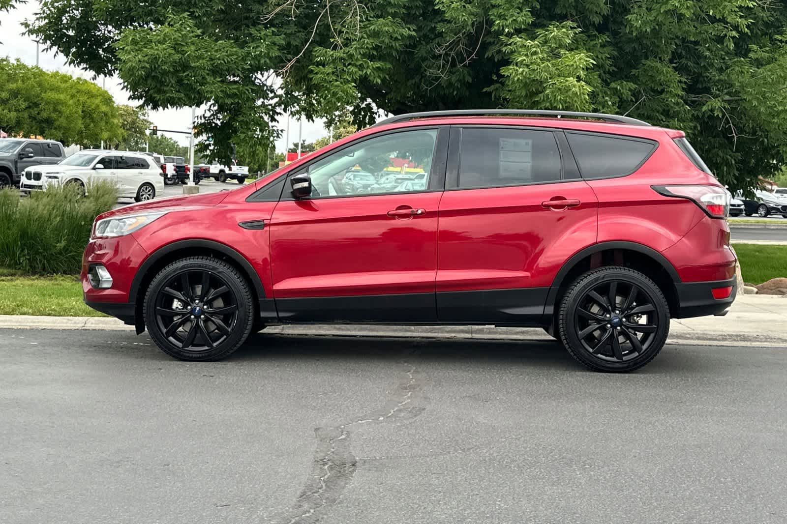 Certified 2017 Ford Escape Titanium AWD/4WD image 5