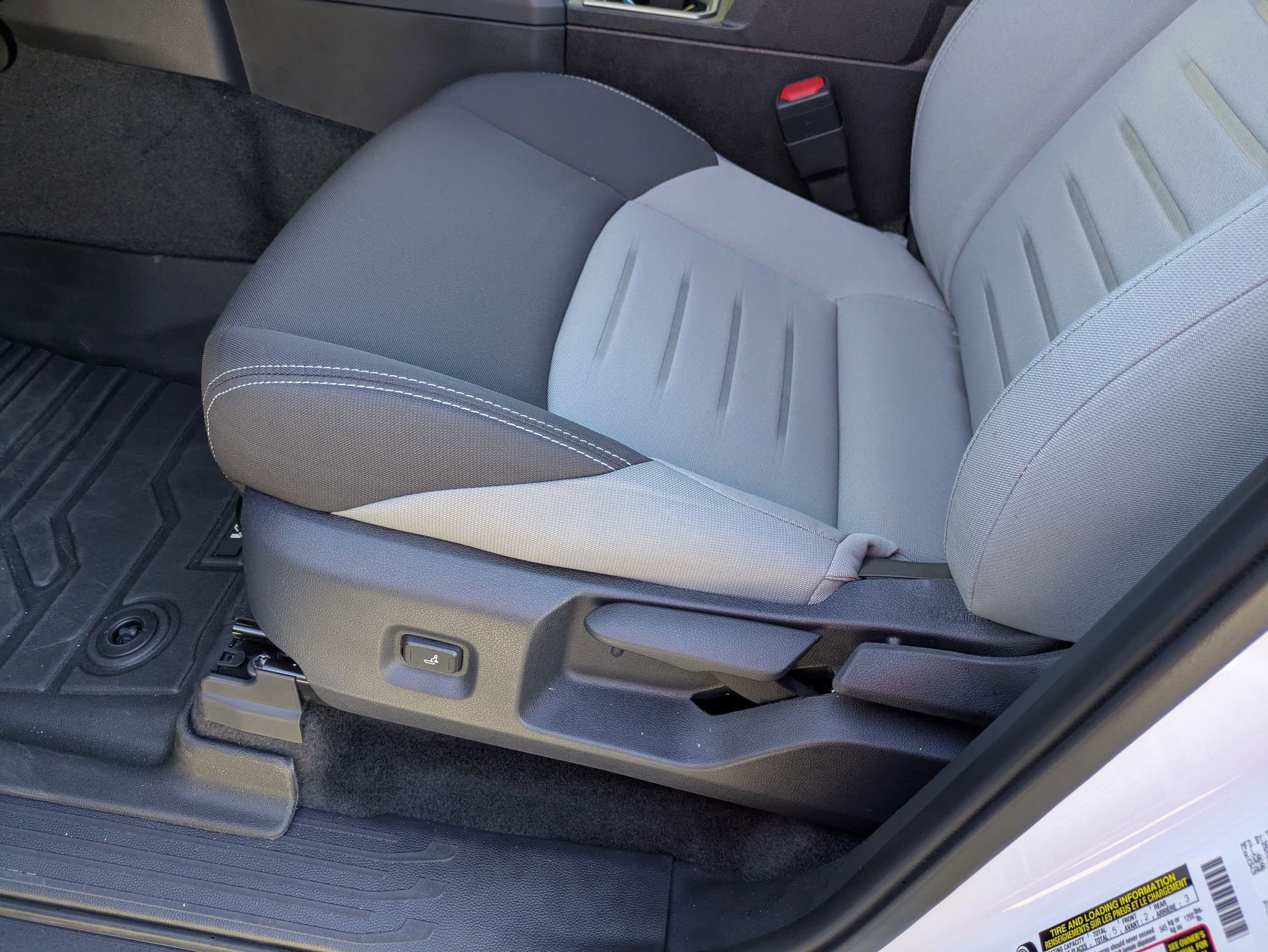 Used 2025 Toyota Tacoma TRD Sport image 13