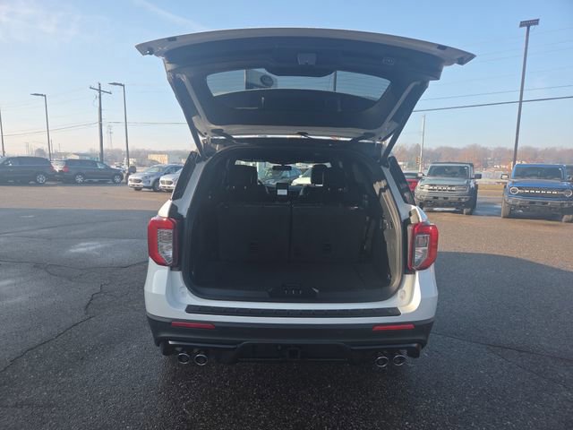 Certified 2024 Ford Explorer ST w/ Equipment Group 401A image 28