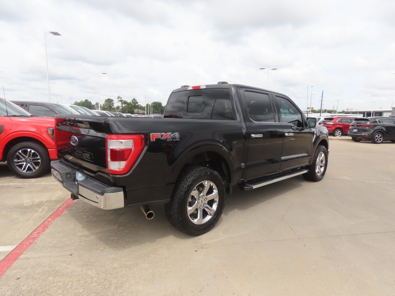 Certified 2023 Ford F150 Lariat w/ Trailer Tow Package AWD/4WD image 11