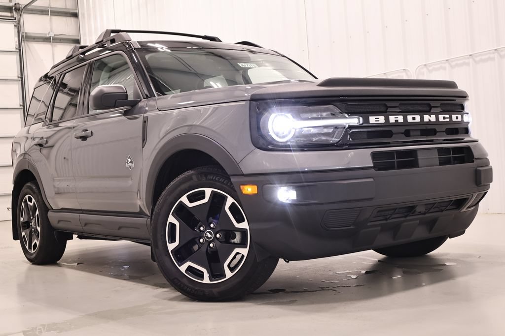 Certified 2024 Ford Bronco Sport Outer Banks w/ Tech Package AWD/4WD image 42