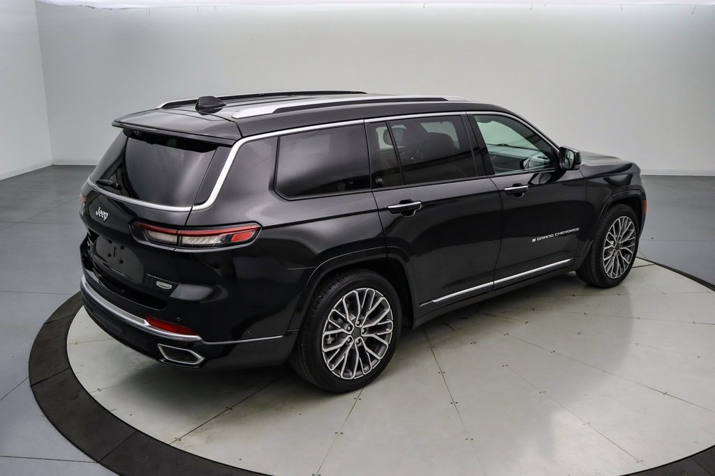 Used 2024 Jeep Grand Cherokee L Summit image 5
