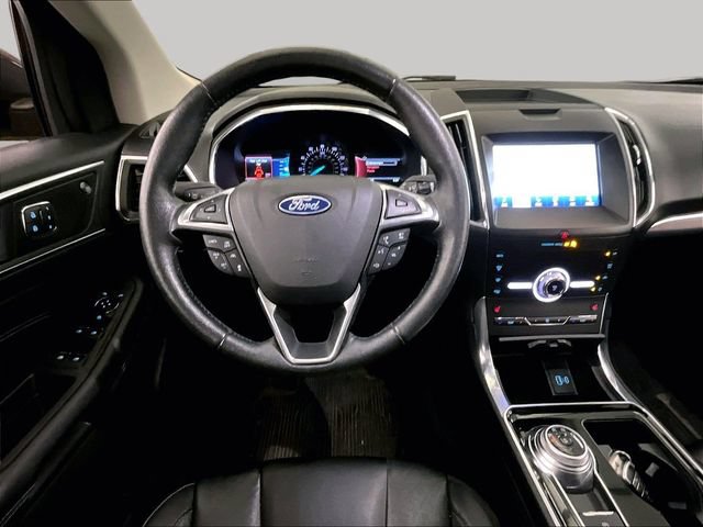 Certified 2020 Ford Edge Titanium AWD/4WD image 5