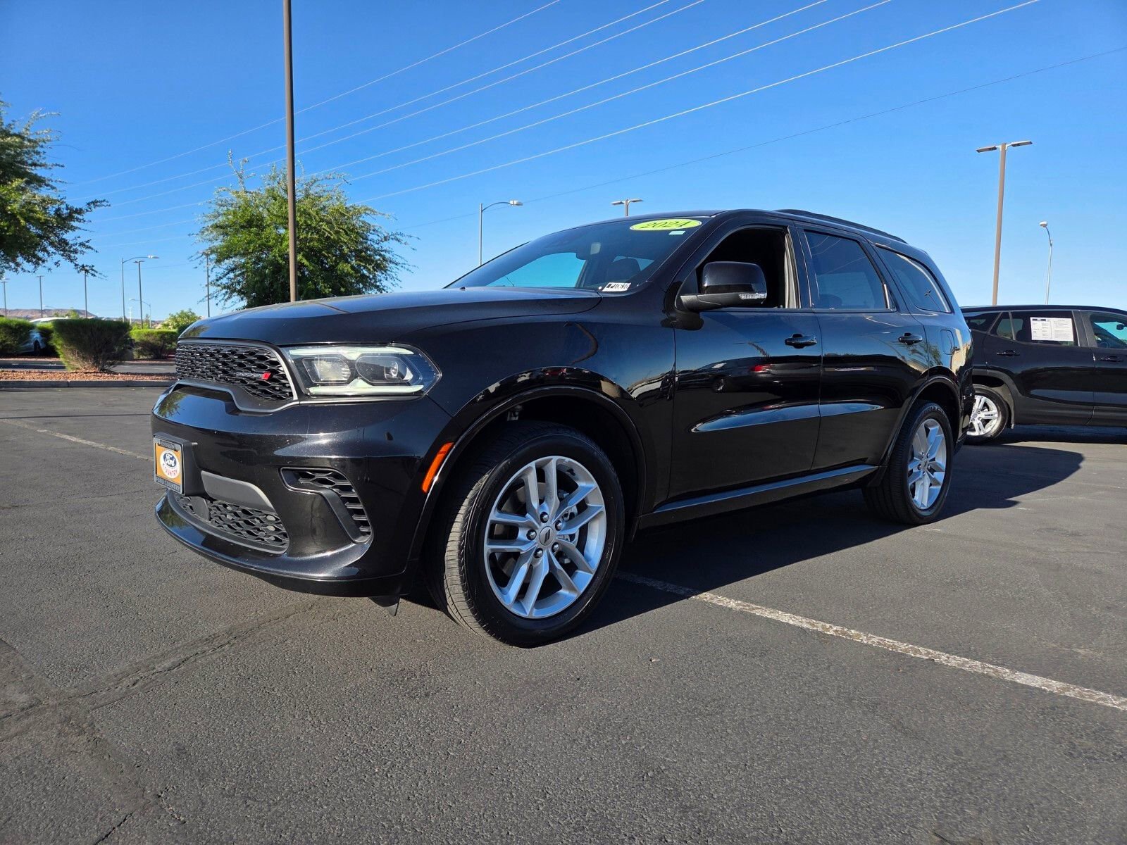 Used 2024 Dodge Durango GT AWD/4WD image 2