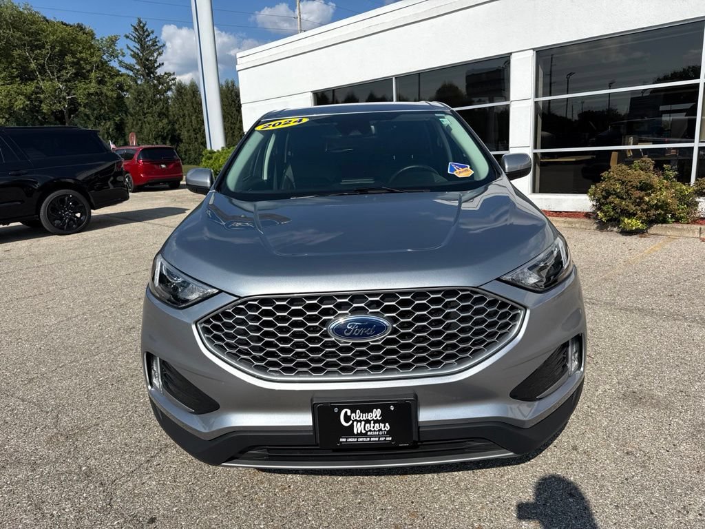 Certified 2024 Ford Edge SEL w/ Convenience Package AWD/4WD image 8