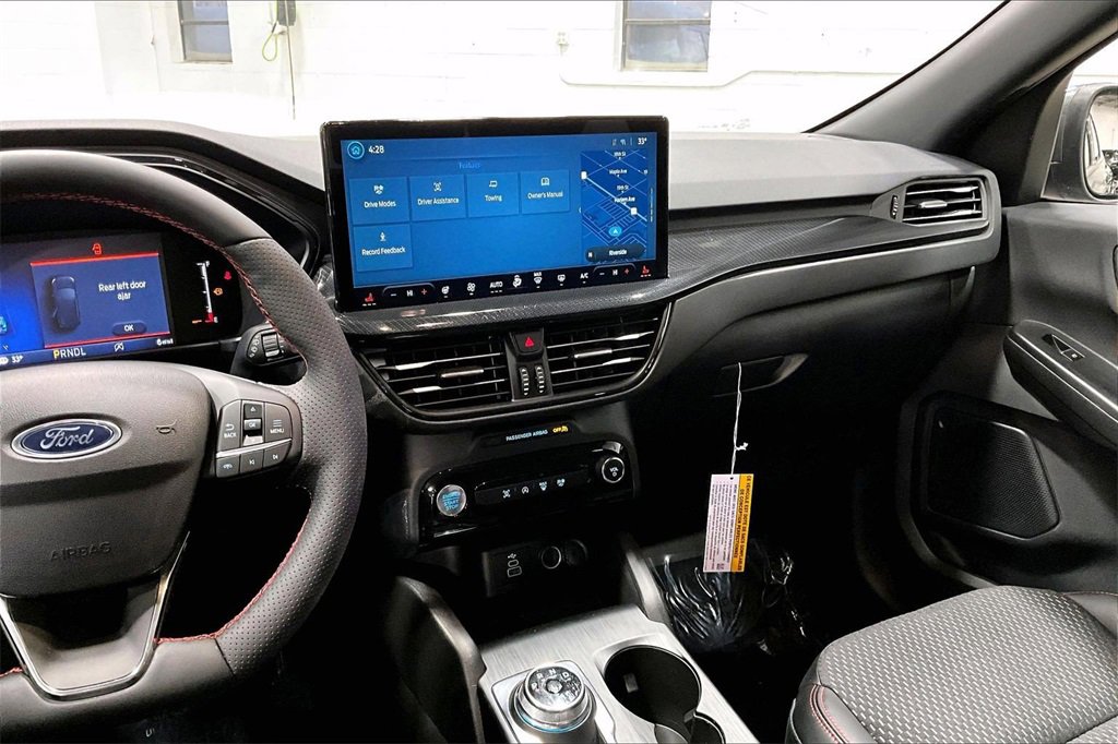 Certified 2025 Ford Escape ST-Line Select w/ Tech Pack #1 image 6