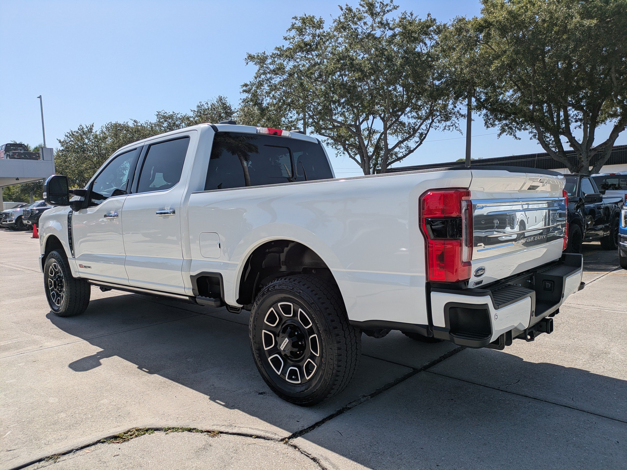 Certified 2024 Ford F250 Platinum AWD/4WD image 6