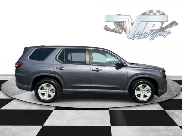 Used 2024 Honda Pilot LX image 5