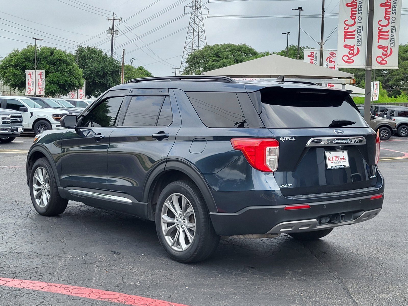 Certified 2023 Ford Explorer XLT w/ Equipment Group 202A AWD/4WD image 6