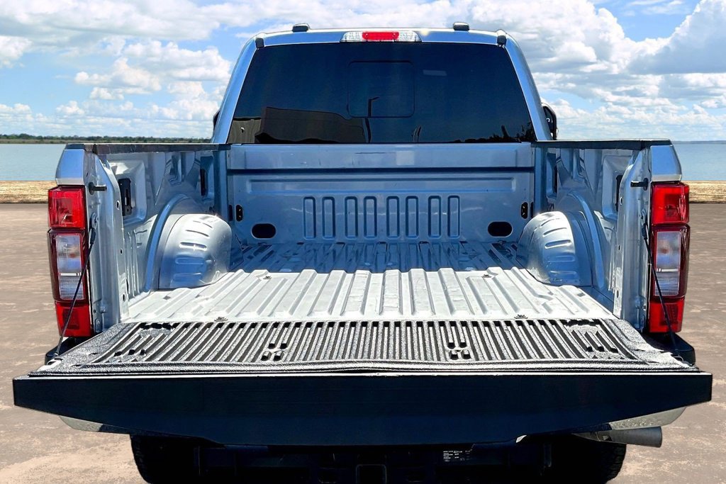 Certified 2022 Ford F250 4x4 Crew Cab Super Duty image 9