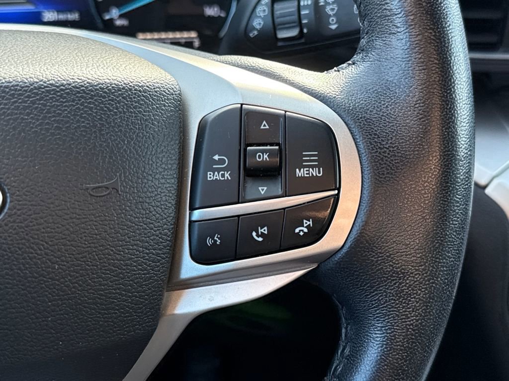 Certified 2022 Ford Explorer XLT w/ Equipment Group 202A image 20