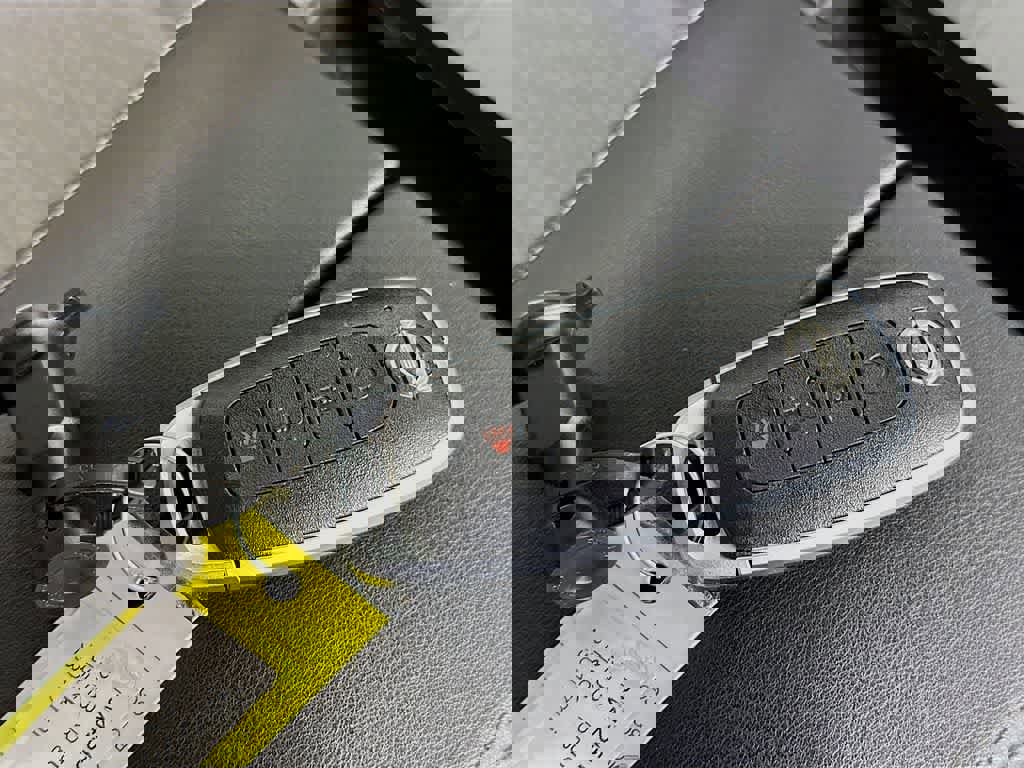 Used 2023 Nissan Rogue SV image 22