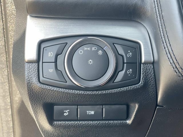 Certified 2018 Ford Explorer Platinum image 18