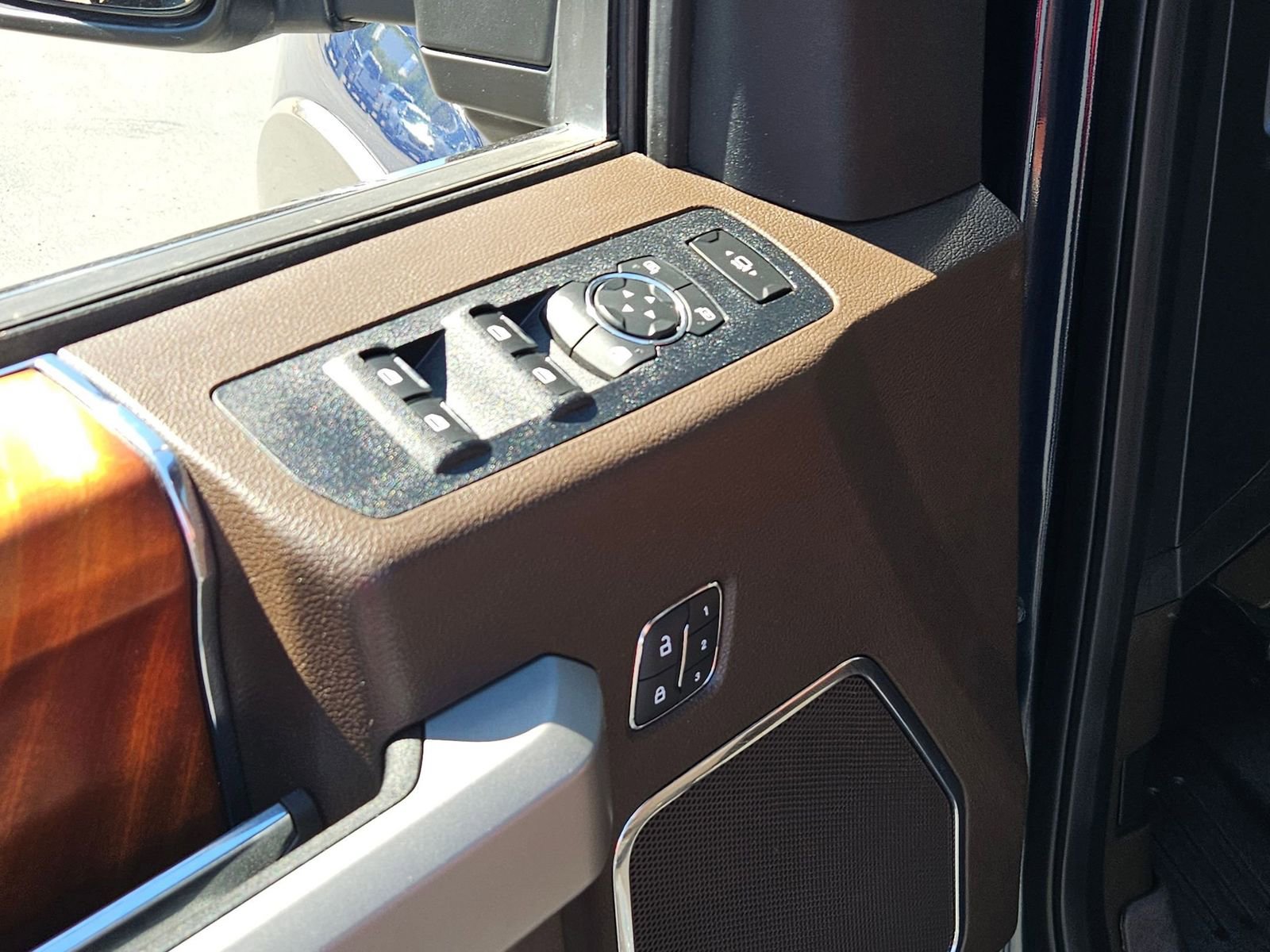 Certified 2019 Ford F250 King Ranch w/ King Ranch Ultimate Package image 12