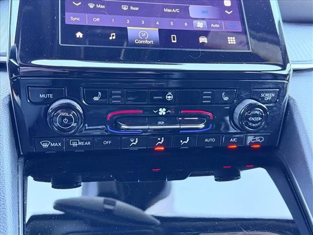 Used 2024 Jeep Grand Cherokee Altitude RWD image 17