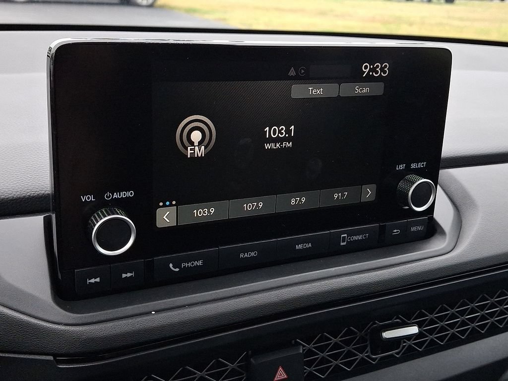 Used 2024 Honda Accord EX image 17