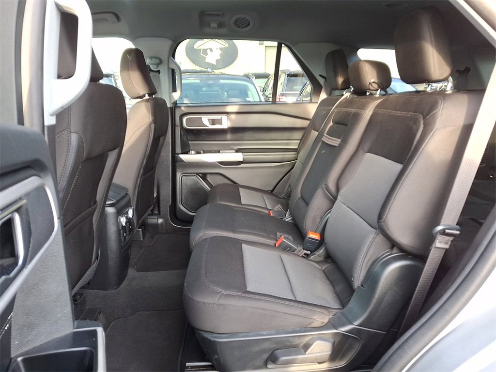 Certified 2022 Ford Explorer XLT w/ Class IV Trailer Tow Package image 10