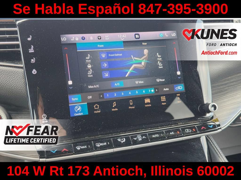 Used 2024 Jeep Wagoneer L Series II w/ Flexible Seating Group AWD/4WD image 59