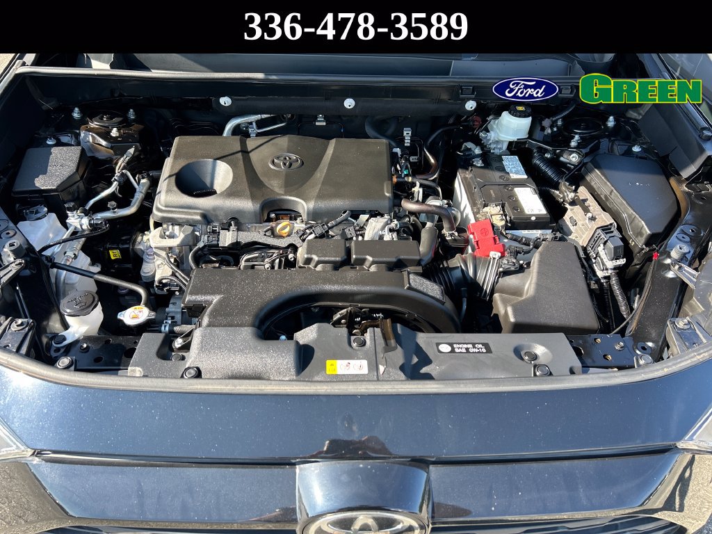 Used 2021 Toyota RAV4 XLE FWD image 21