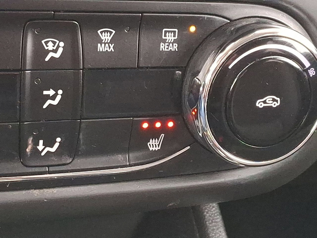 Used 2023 Chevrolet TrailBlazer LT w/ Convenience Package image 24