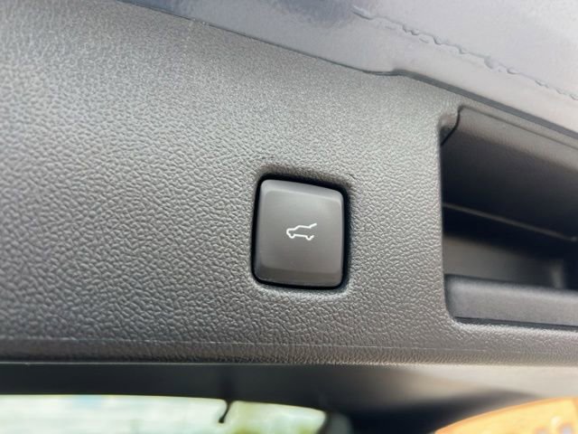 Certified 2023 Ford Escape Platinum AWD/4WD image 22