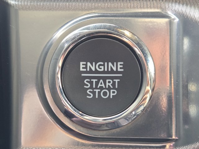 Certified 2025 Ford F150 Lariat w/ FX4 Off-Road Package image 12