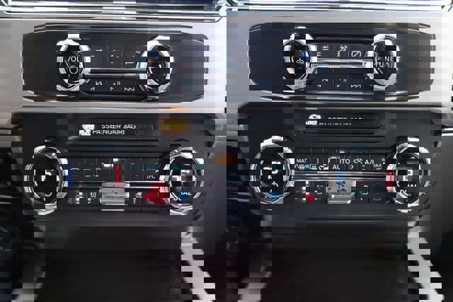 Certified 2022 Ford F250 Lariat w/ Lariat Ultimate Package image 10