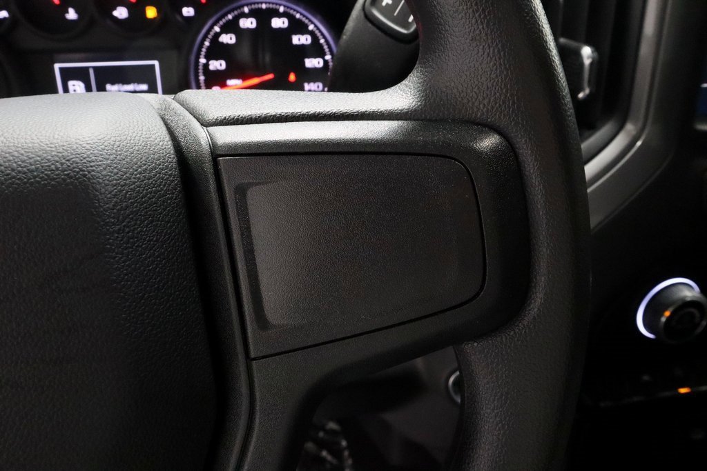 Used 2025 Chevrolet Silverado 1500 W/T image 25