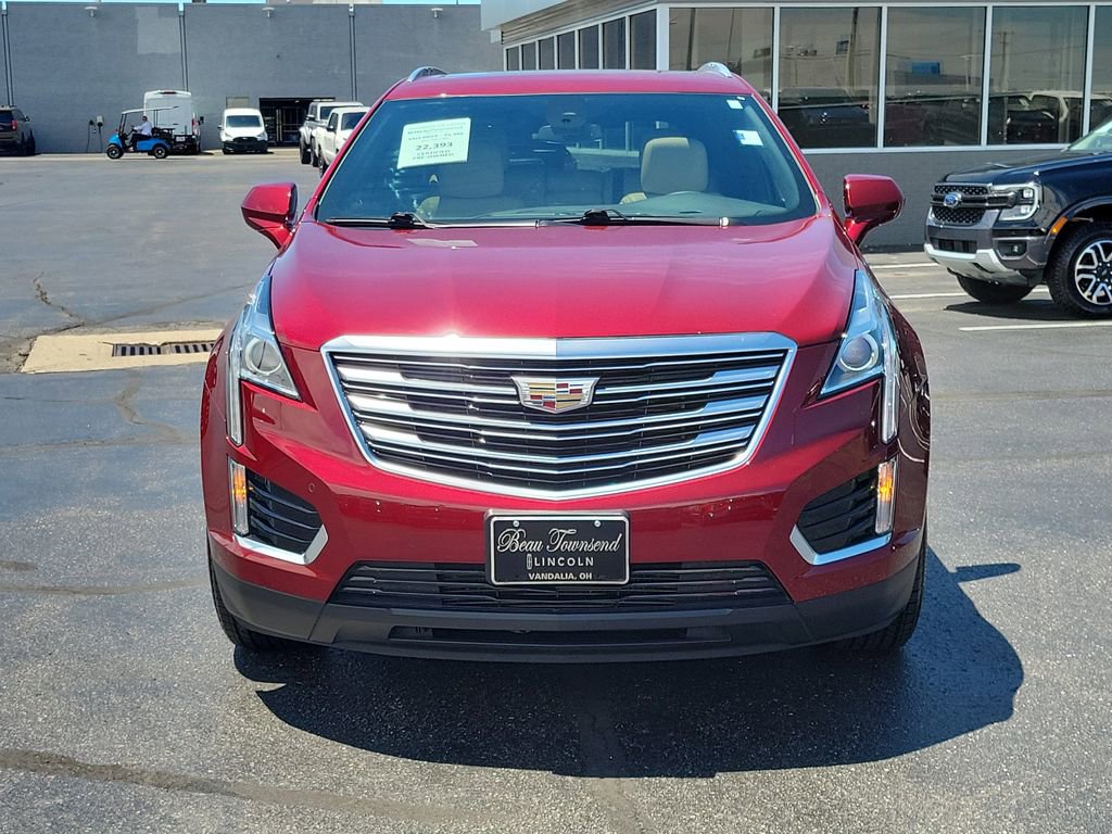 Used 2017 Cadillac XT5 Luxury w/ Driver Awareness Package AWD/4WD image 1