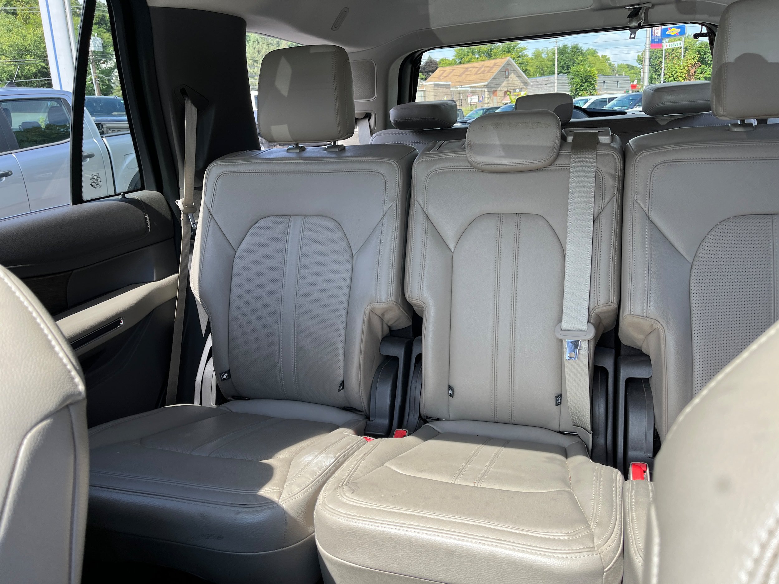 Certified 2019 Ford Expedition Limited w/ Equipment Group 301A AWD/4WD image 23