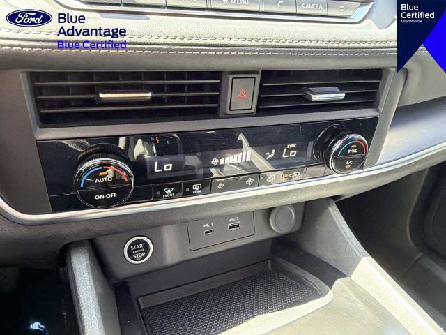 Used 2023 Nissan Rogue SV FWD image 25