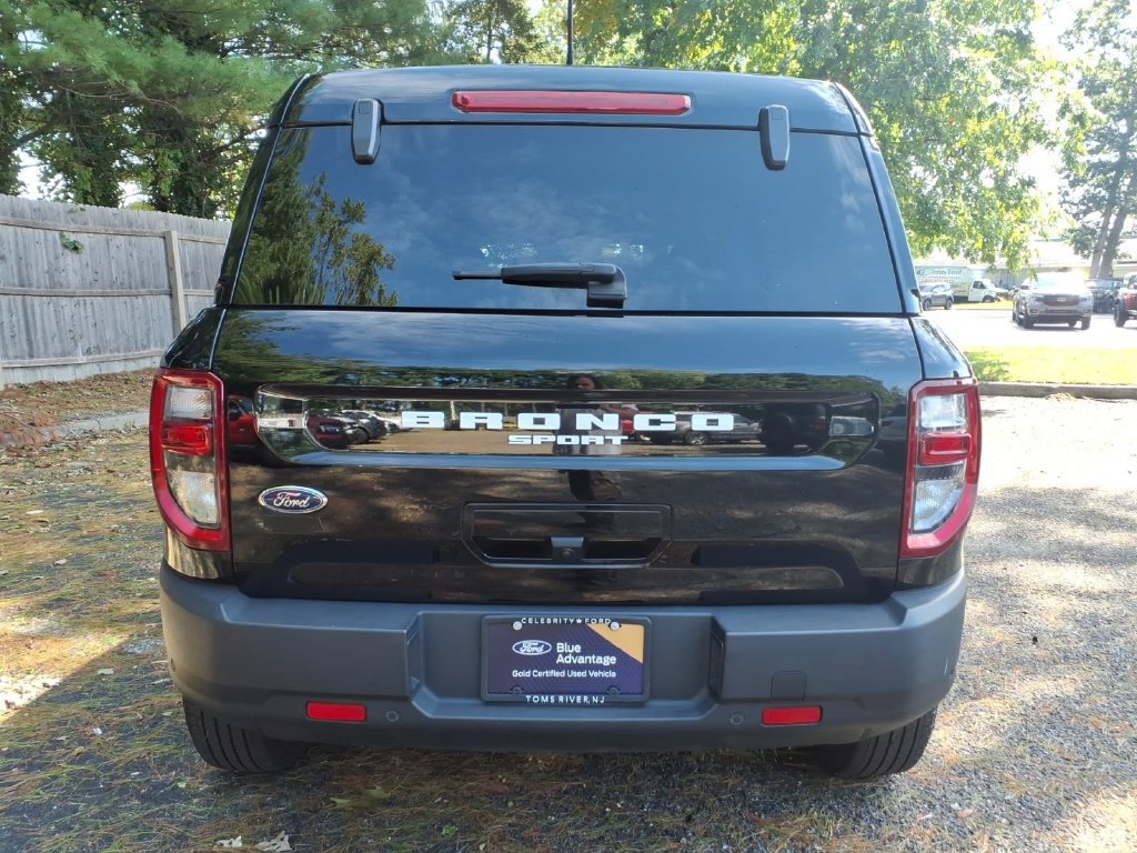 Certified 2023 Ford Bronco Sport Outer Banks w/ Tech Package AWD/4WD image 3