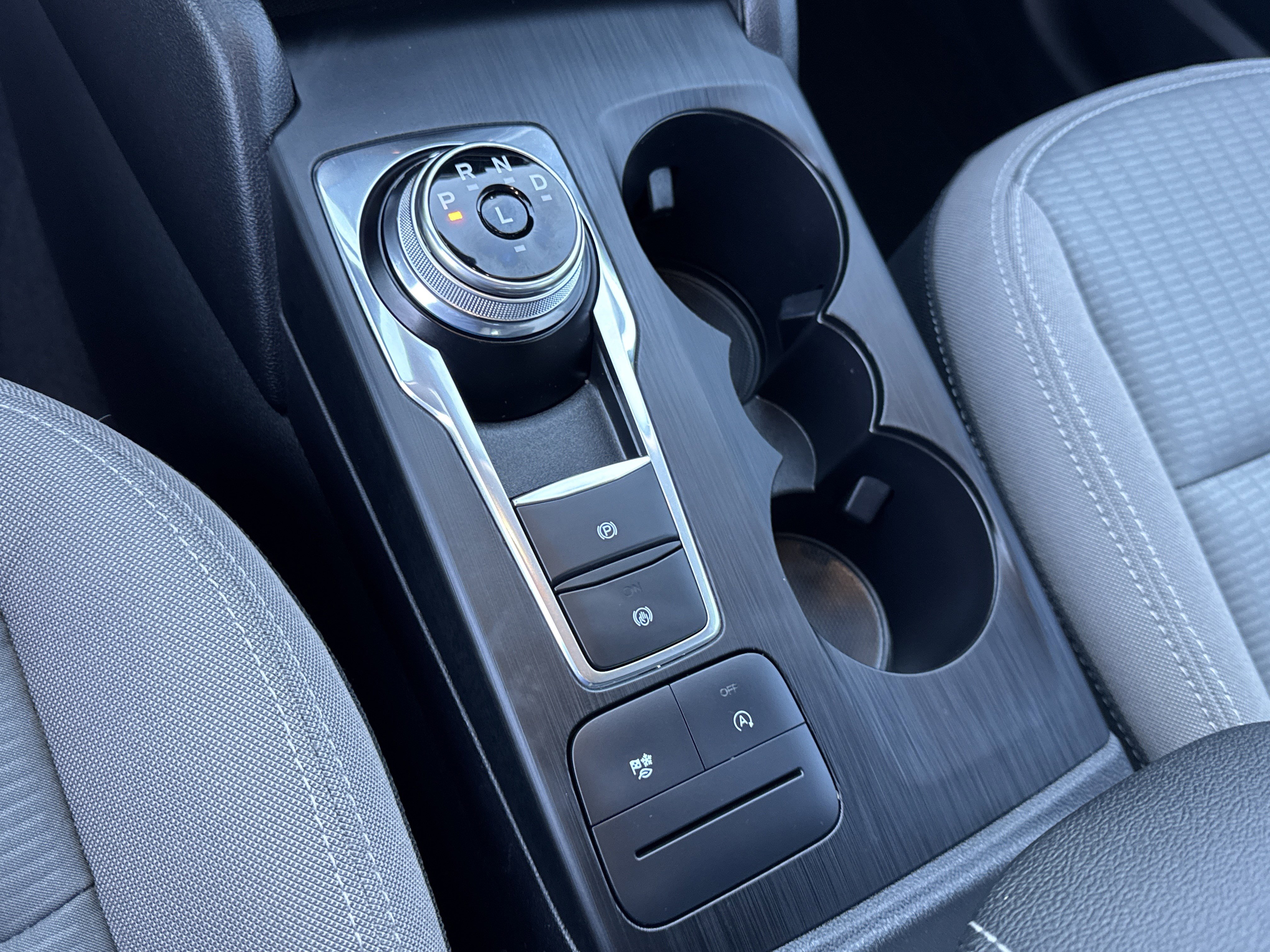 Certified 2020 Ford Escape S image 26