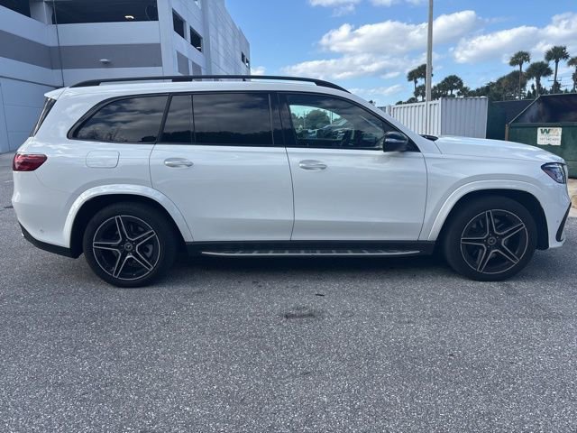 Used 2024 Mercedes-Benz GLS 450 4MATIC image 2