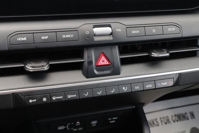 Used 2025 Kia K4 FWD image 32