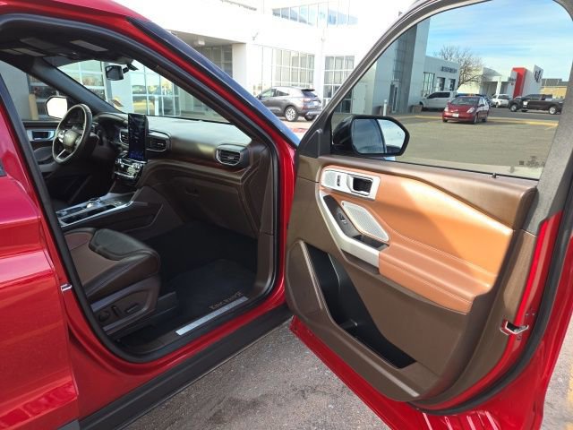 Certified 2024 Ford Explorer King Ranch w/ Technology Package image 44