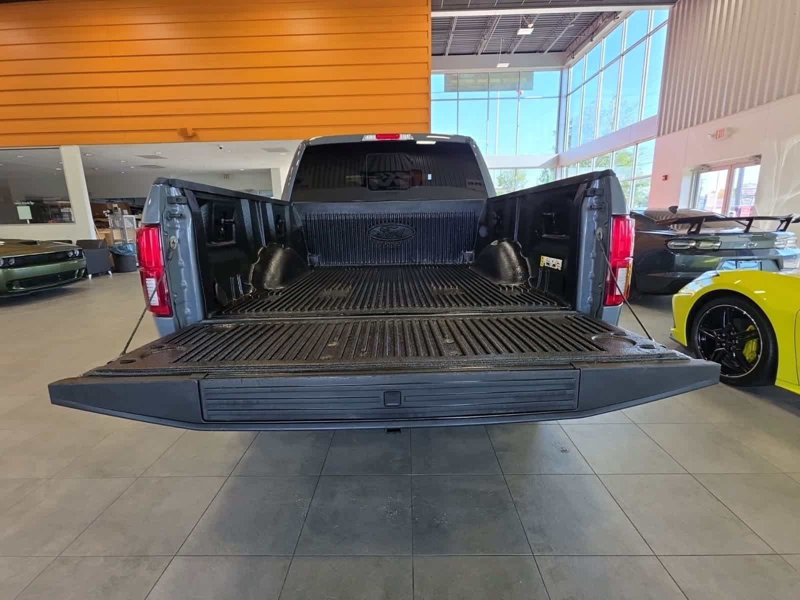 Certified 2019 Ford F150 Lariat w/ Equipment Group 502A Luxury AWD/4WD image 11