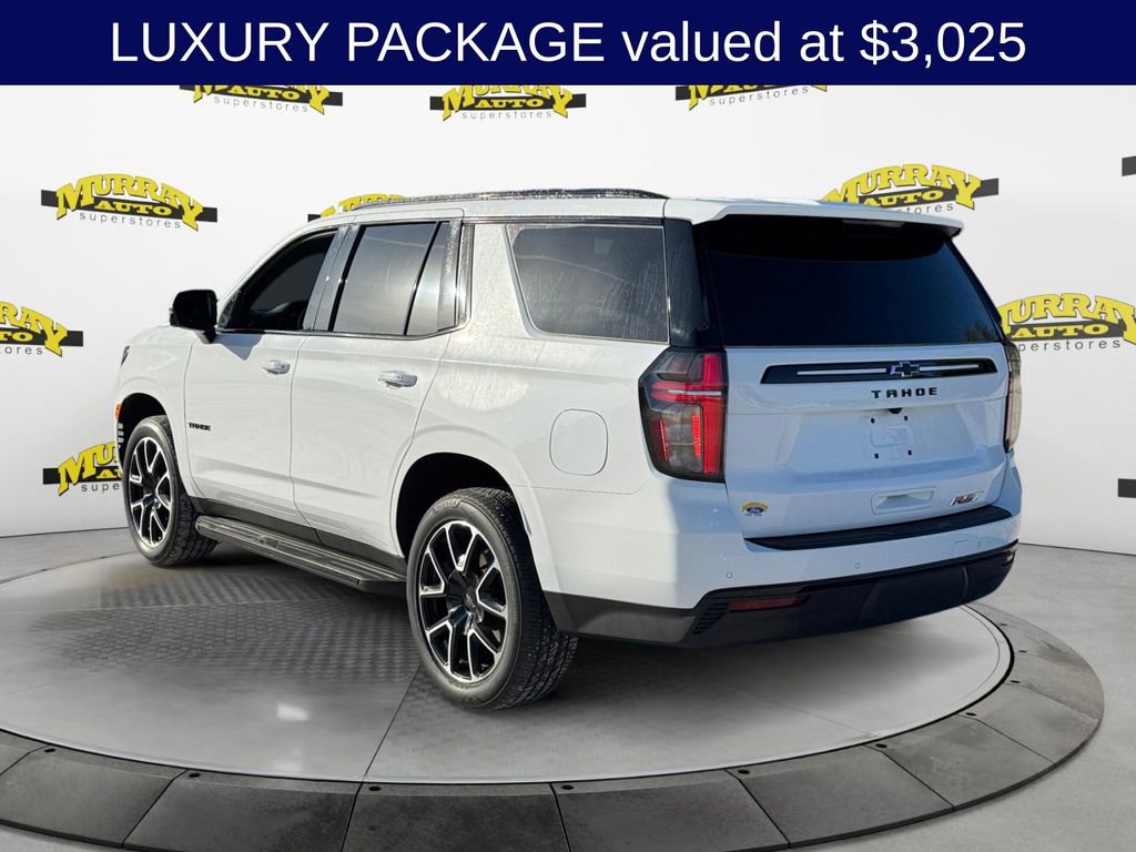 Used 2024 Chevrolet Tahoe RST w/ Luxury Package RWD image 3